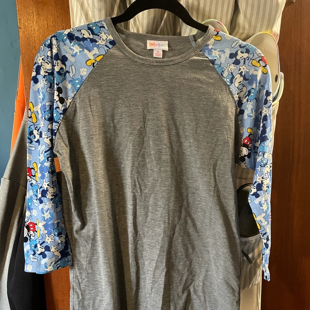2/20 Mickey Lularoe baseball tee